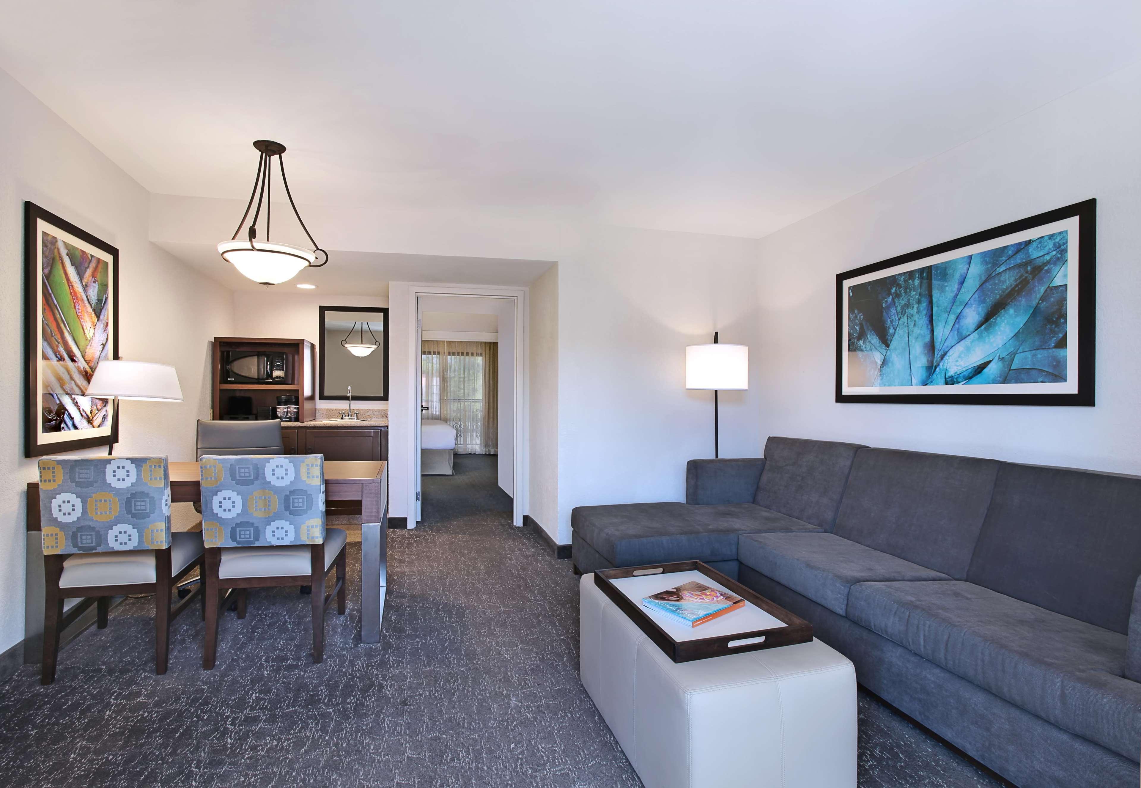 Embassy Suites By Hilton Palm Desert Rom bilde